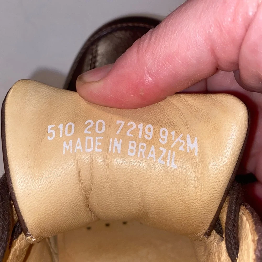 Johnston & Murphy sheepskin brown dress shoes size 9 1/2 with extra laces